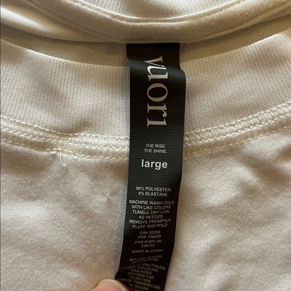 Vuori White Crewneck Tank Top - Picture 2 of 5